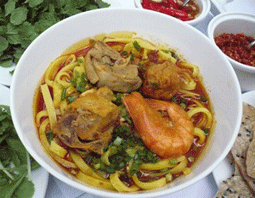 Hấp dẫn món mì Quảng