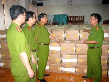 5 người nước ngoài đưa 8 tấn nhựa cần sa vào Việt Nam