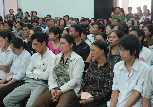 Tử hình kẻ chặt thi thể vợ thành nhiều khúc