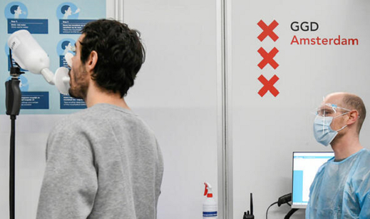 Thiết bị phân tích hơi thở xét nghiệm nhanh Covid