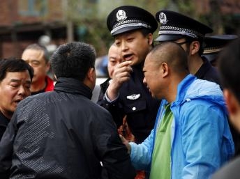 Mỹ, Pháp kêu gọi Trung Quốc thả vợ chồng nhà ly khai Nghê Ngọc Lan