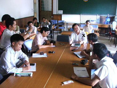 Giảng viên bất an!