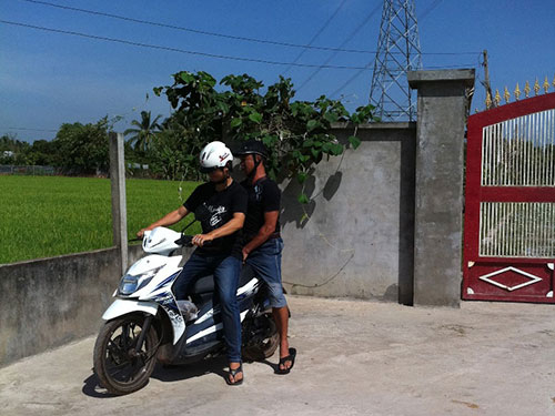 Vụ trang trại có nhiều... người lạ: “Người lạ” biến mất