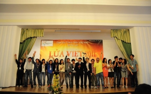 Giao lưu thanh niên Việt Nam tại Ba Lan - Lửa Việt 2014