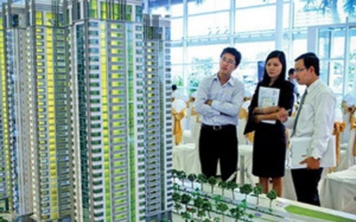 Bất động sản lại rầm rộ “bung hàng”