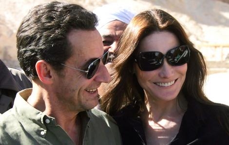 Iran gọi Đệ nhất Phu nhân Pháp Carla Bruni là 'gái điếm'