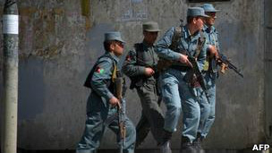 Taliban tấn công nhiều nơi ở Afghanistan