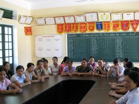 Lương ngày không đủ bát phở, giáo viên nghỉ dạy