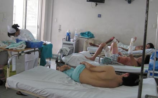 Mỹ phẩm “ngậm” độc chất… bán tràn lan