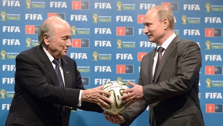 FIFA “cứu” Nga