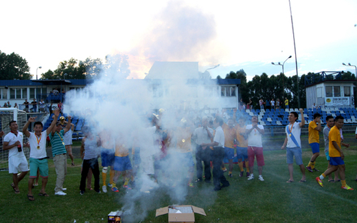 Chung kết giải bóng đá Cộng đồng Hè 2013 - Sông Lam vô địch