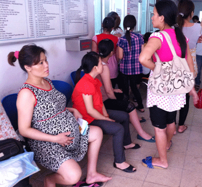 Hà Nội: Phục vụ bệnh nhân dựa vào... bề ngoài
