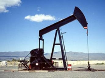 Liên Hiệp Châu Âu quyết định cấm vận dầu hỏa Syria
