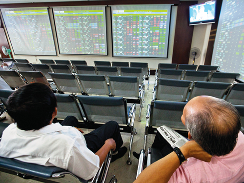 Người dân đang đổ tiền vào đâu?