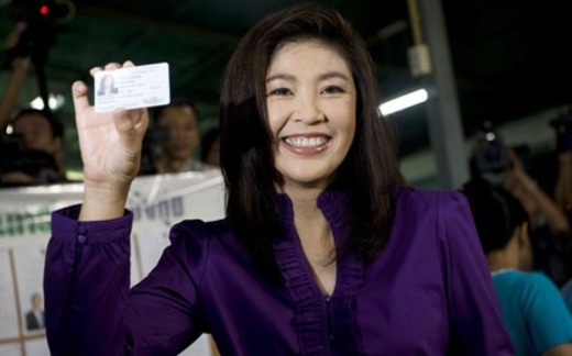 Tấm áo bạc màu của bà Thủ tướng