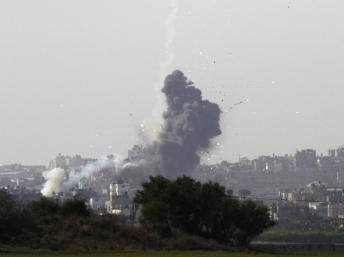 Israel tiếp tục tấn công vào dải Gaza - Palestine
