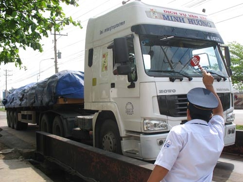 Đề nghị dừng hoạt động trạm cân Dầu Giây