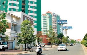 Doanh nghiệp BĐS ôm đống của ngồi "chờ chết"