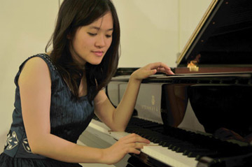 Nữ du học sinh VN làm khuynh đảo thánh đường âm nhạc châu Âu