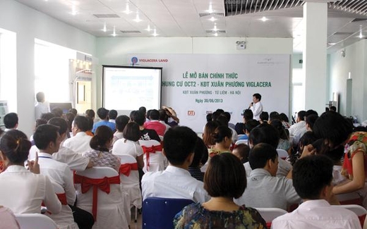 Bất động sản thoát hiểm nhờ thượng đế... bình dân