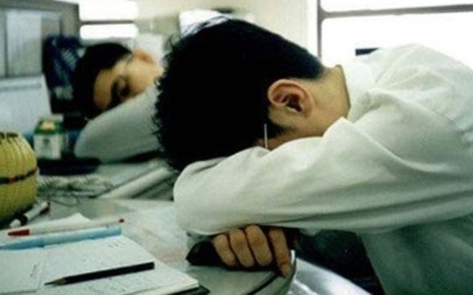 Không biết tinh giản ai thì giảm chính thủ trưởng