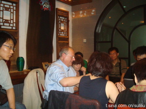 Tại sao người Trung Quốc lại nghe theo Michnik