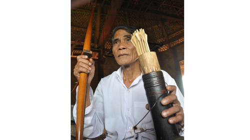 Qua miền độc dược - Kỳ 1