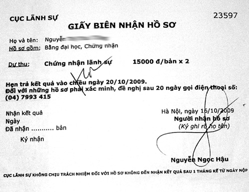 HÀ NỘI: Trước trụ sở Cục Lãnh sự - Bộ Ngoại giao: Bóc mẽ "cò" thủ tục