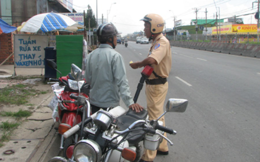 Luật sư Hà Đăng (Đoàn Luật sư Hà Nội): Cần hủy bỏ văn bản 1042/C67-P3 của Cục CSGT