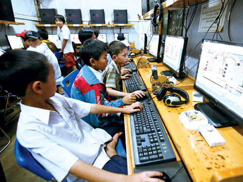 Nguyên nhân chủ yếu từ giáo dục!