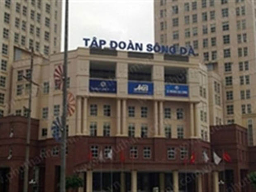 Đi về đâu, những “quả đấm thép”?