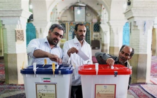 Cử tri đi bầu đông đảo, Iran kéo dài thời gian bỏ phiếu