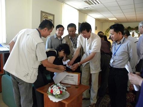 Quyên góp hỗ trợ bà con bị thiệt hại nặng trong vụ hỏa hoạn tại trung tâm EACC