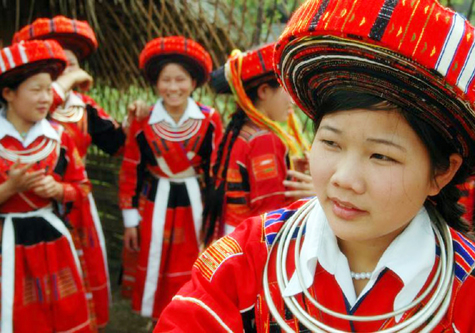 Người Pà Thèn và vũ điệu lửa huyền bí