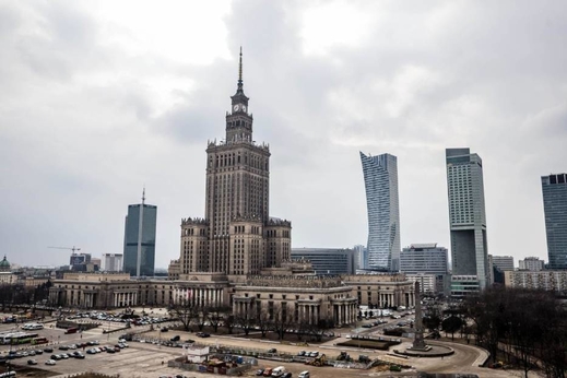 Cung Văn hóa và Khoa học (Vác-sa-va) tuổi Mùi!