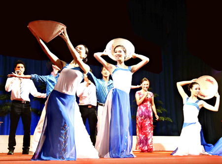 Nhận diện lại danh xưng “nghệ sĩ”