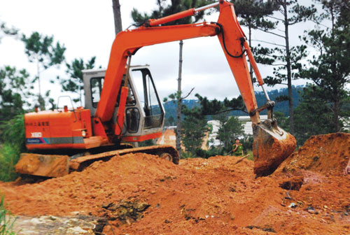 Xuất lậu khoáng sản sang Trung Quốc