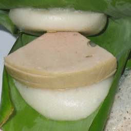 Lên Điện Biên thưởng thức Bánh dày của người Mông