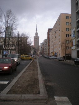 Ở Vác-sa-va có phố Hàng Cháo?