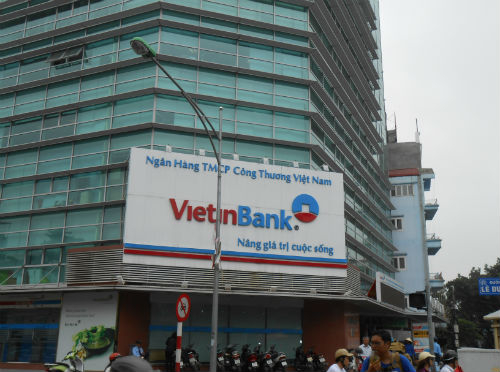 Hàng loạt ngân hàng từ chối mua vàng SJC bao bì cũ