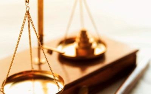 Tòa sợ trách nhiệm?