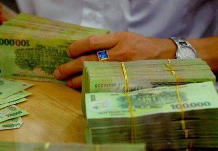 Tập đoàn thua lỗ, lương cao vẫn đúng quy định