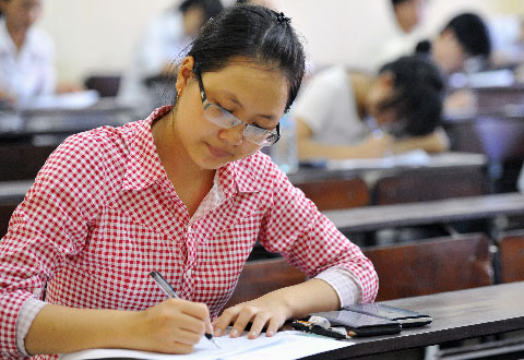 Điểm sàn giữ nguyên, nửa triệu thí sinh trượt đại học