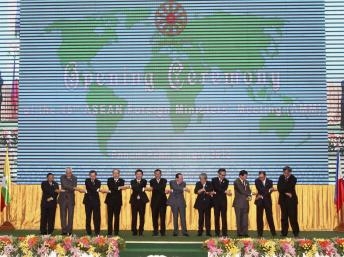 Tranh cãi ngoại giao giữa Cam Bốt - Philippines sau thất bại hội nghị ASEAN