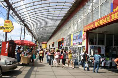 Thêm chỗ dựa pháp lý cho người Việt ở Kharkov (Ukraine)