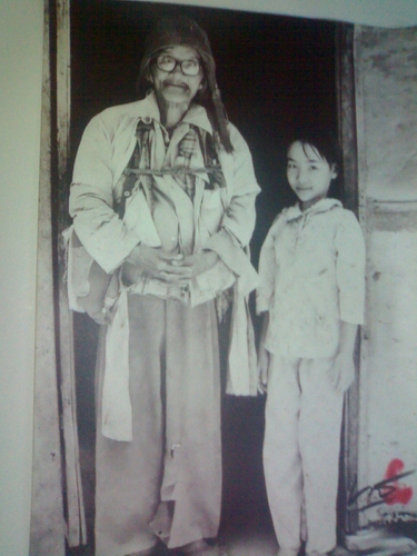 "Bùi Giáng điên vì ông quá tỉnh"