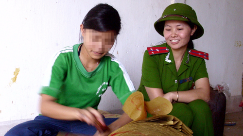 Băng nhóm “nữ quái” học đường