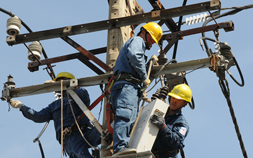 Tăng giá điện: thêm gánh nặng cho doanh nghiệp