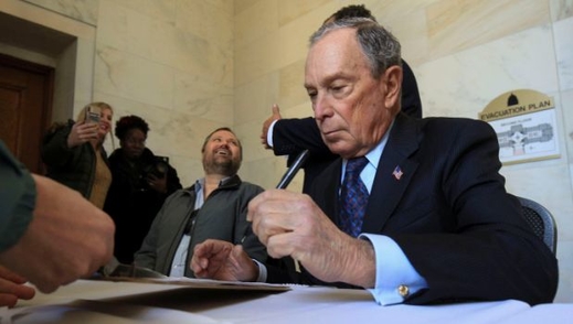 Quan điểm thân Trung Quốc ngáng đường vào Nhà Trắng của Bloomberg?