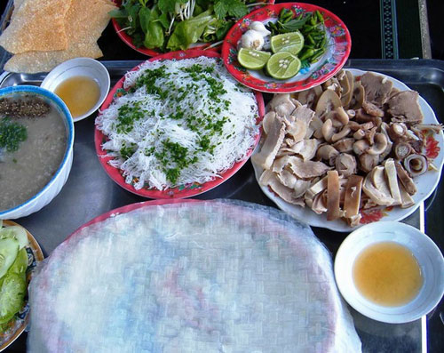 Bánh tráng trong thực đơn ngày tết